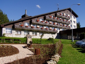 Hotel SRN, 